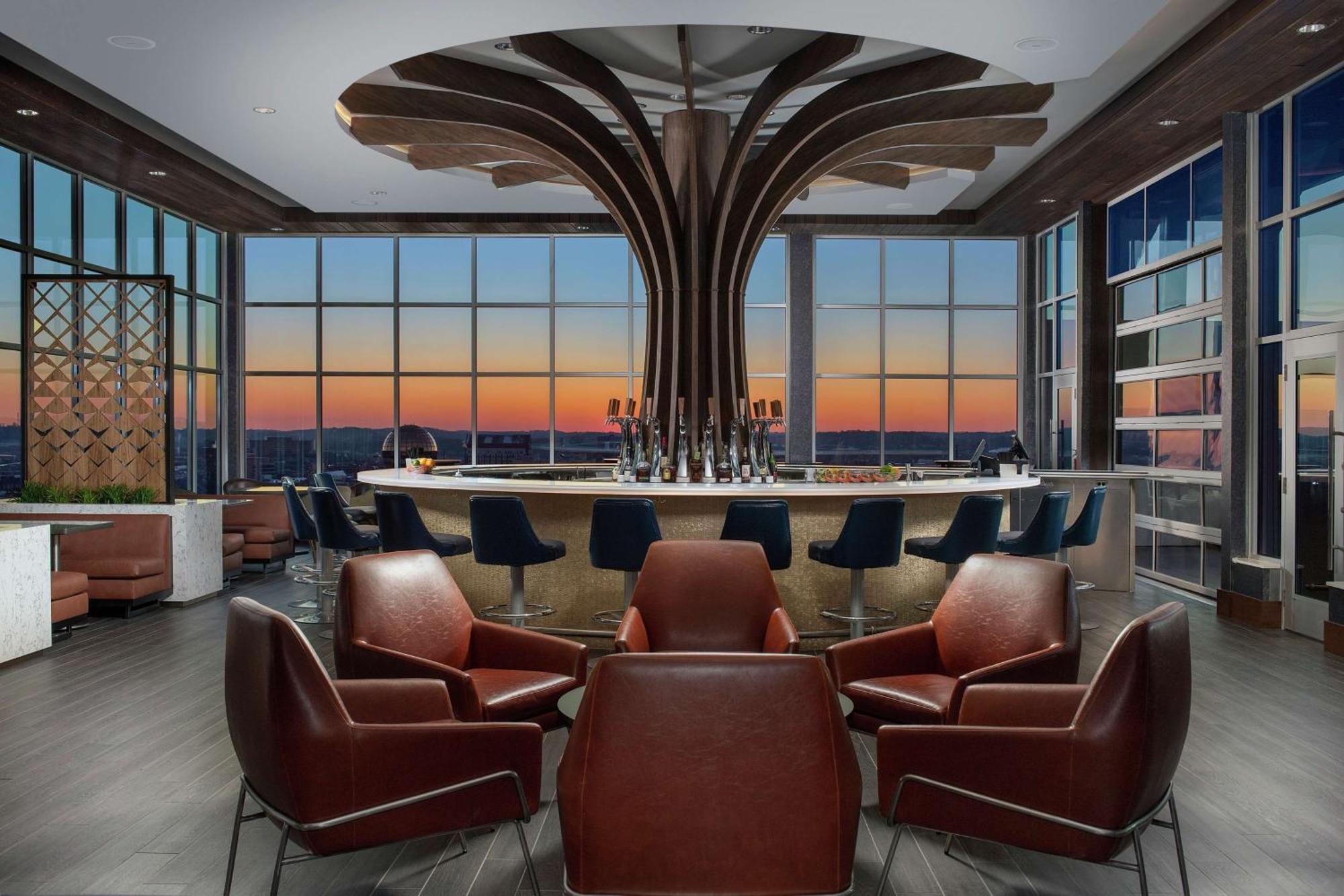 Embassy Suites By Hilton Knoxville Downtown מראה חיצוני תמונה